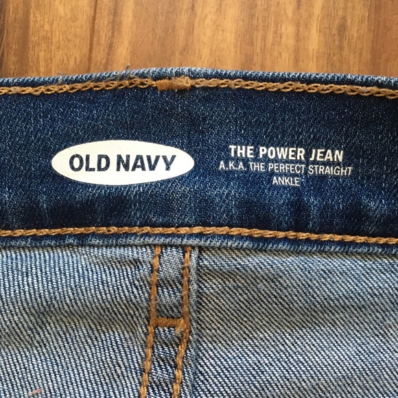 SOLD Distressed Denim Bermuda Shorts sz 2 jean shorts - Picture 4 of 9